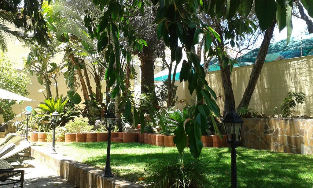 Hotel Pension Steiner Windhoek Dış mekan fotoğraf