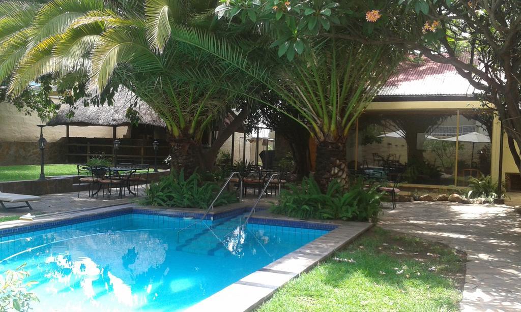 Hotel Pension Steiner Windhoek Dış mekan fotoğraf
