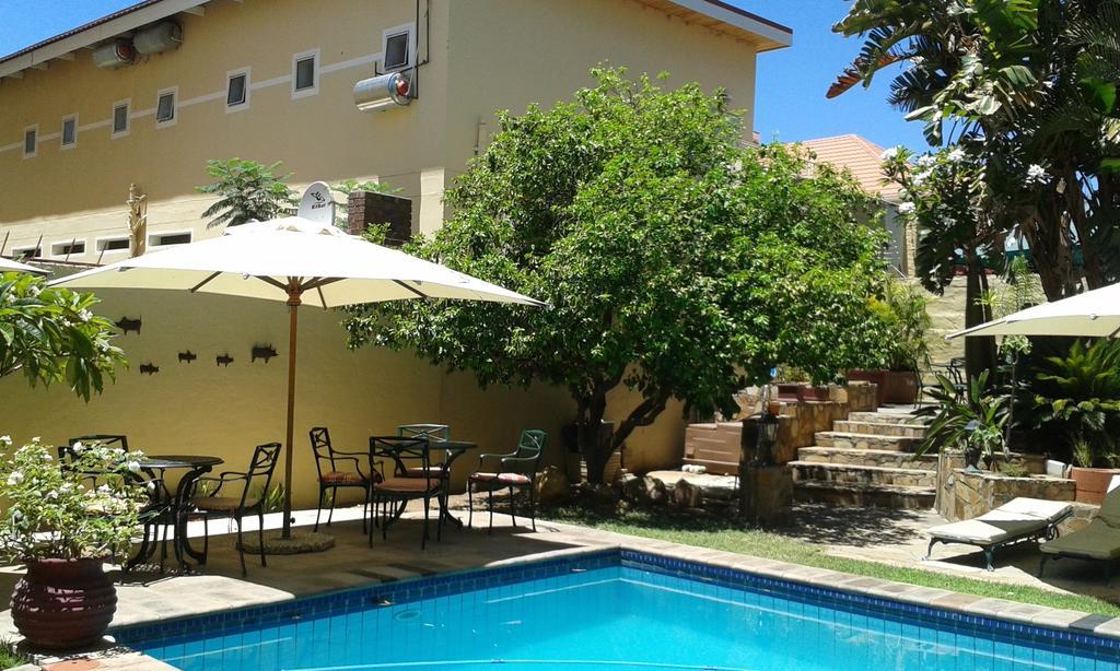 Hotel Pension Steiner Windhoek Dış mekan fotoğraf