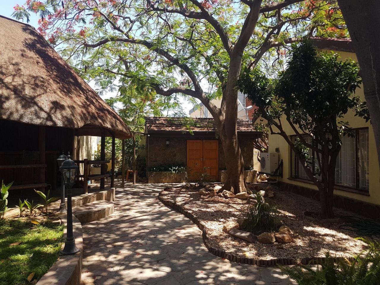 Hotel Pension Steiner Windhoek Dış mekan fotoğraf