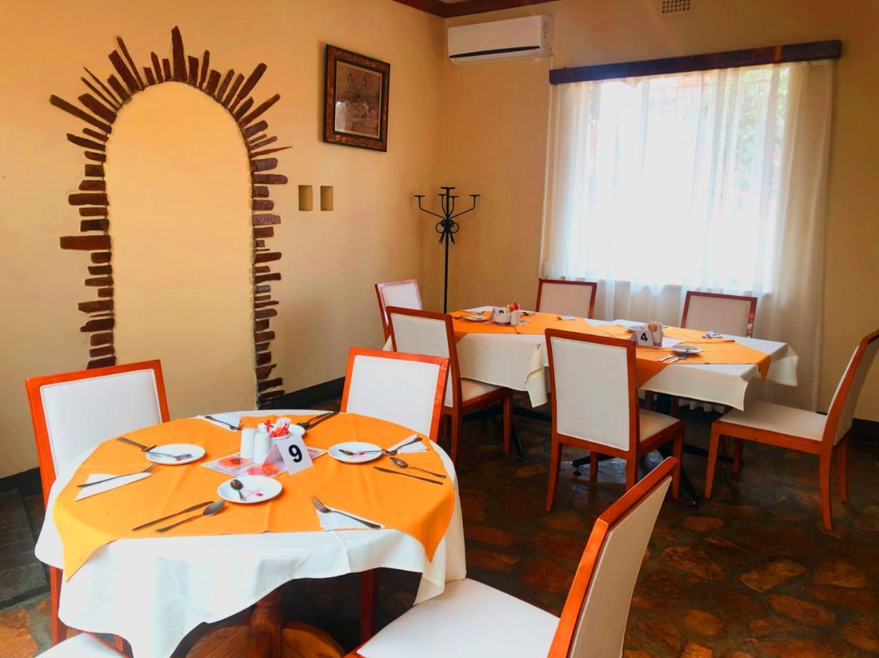 Hotel Pension Steiner Windhoek Dış mekan fotoğraf