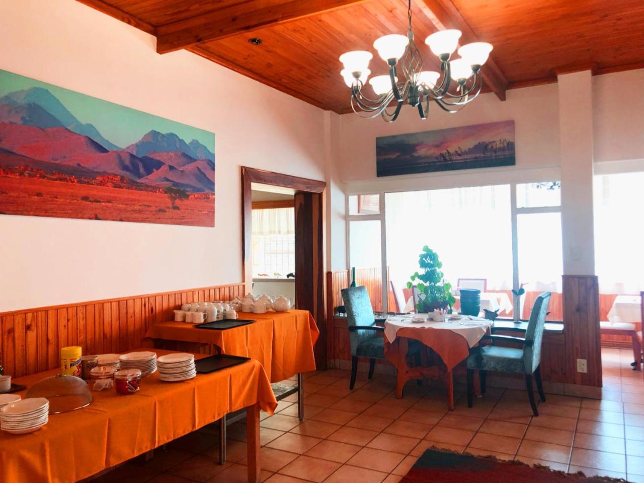 Hotel Pension Steiner Windhoek Dış mekan fotoğraf