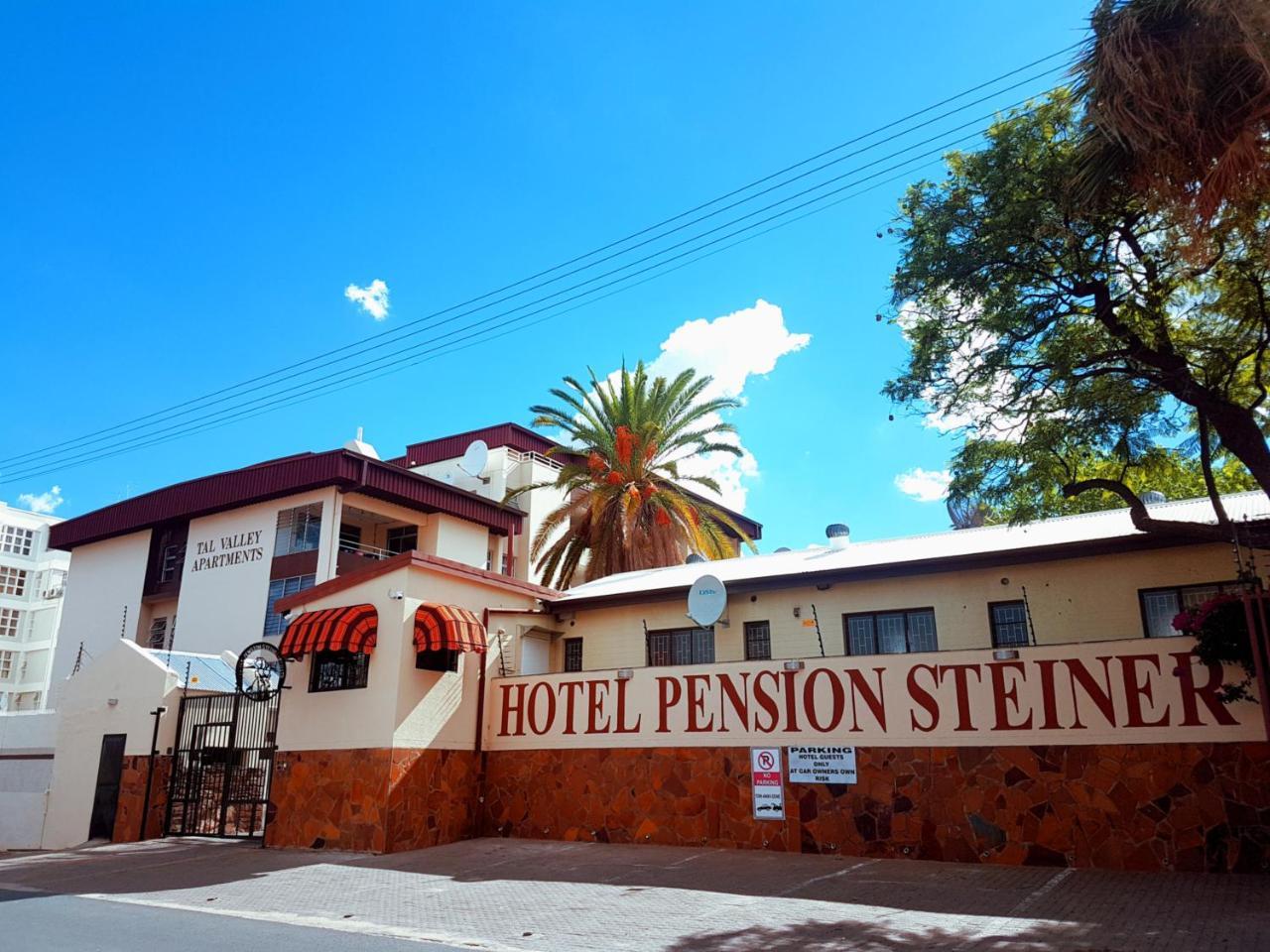 Hotel Pension Steiner Windhoek Dış mekan fotoğraf
