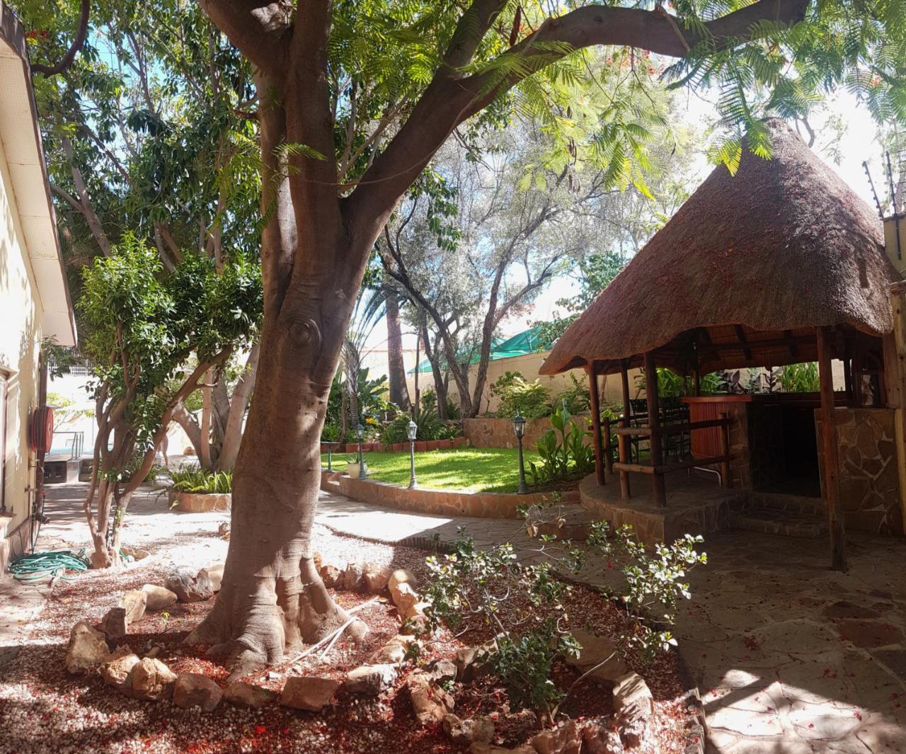 Hotel Pension Steiner Windhoek Dış mekan fotoğraf
